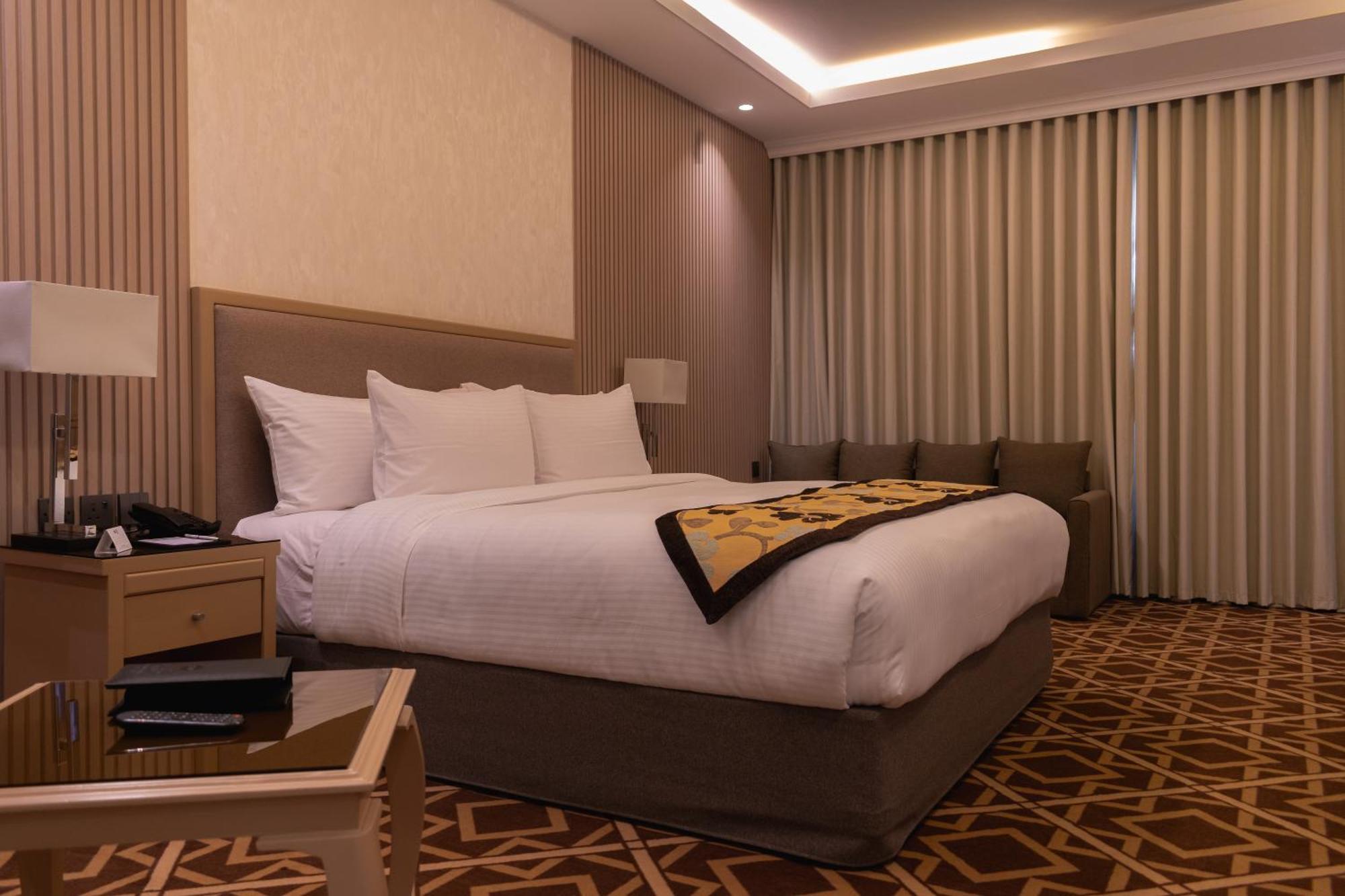 Best Western Plus Jeddah Hotel Madinah Road Exteriér fotografie